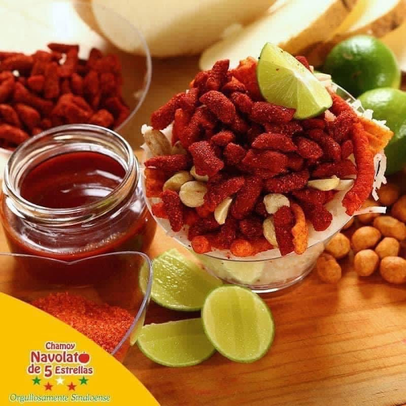 Chamoy con Ciruelas Enteras NAVOLATO Botella 1.1Kg