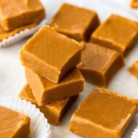 Jamoncillos / Dulces de Leche Cuadrados MONSY Estuche c/50